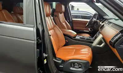 Land Rover Range-Rover 2017 4.4 Автомат в Москве № 213857, миниатюра 11