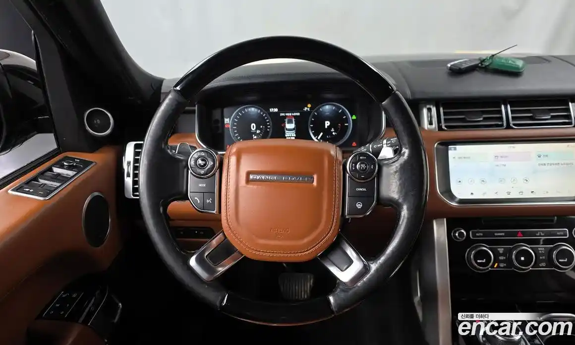 Land Rover Range-Rover 2017 4.4 Автомат в Москве № 213857, фото 13