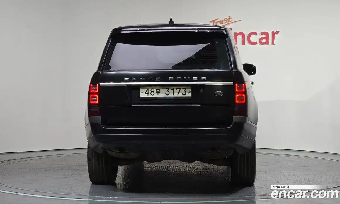 Land Rover Range-Rover 2017 4.4 Автомат в Москве № 213857, фото 4