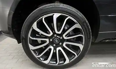 Land Rover Range-Rover 2017 4.4 Автомат в Москве № 213857, миниатюра 5