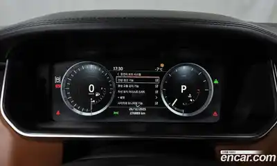 Land Rover Range-Rover 2017 4.4 Автомат в Москве № 213857, миниатюра 8