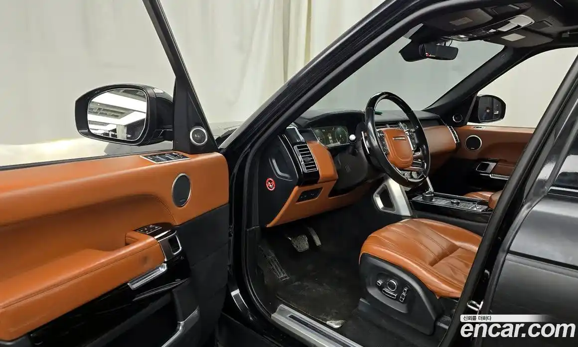 Land Rover Range-Rover 2017 4.4 Автомат в Москве № 213857, фото 10