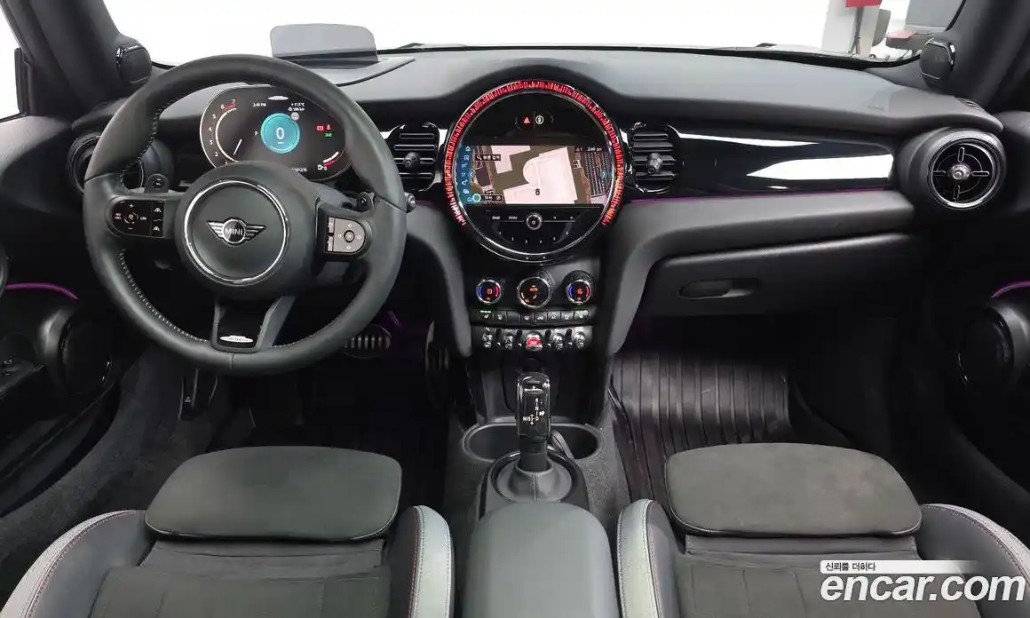 Mini Cooper 2024 2.0 Автомат в Москве № 214048, фото 5