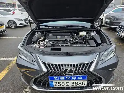 Lexus ES 2024 2.5 Автомат в Москве № 214799, миниатюра 6