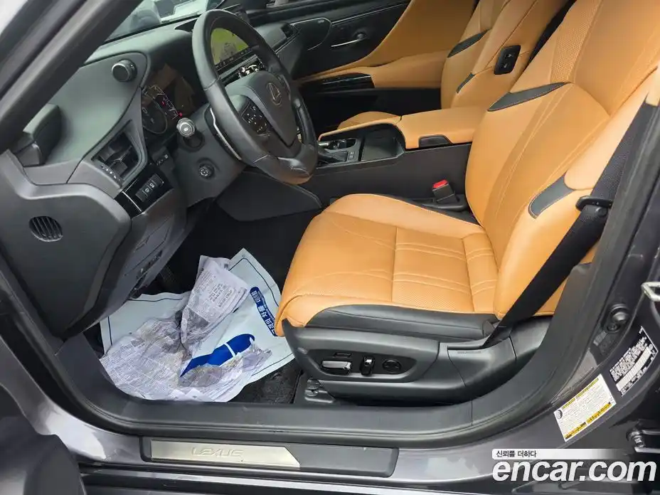 Lexus ES 2024 2.5 Автомат в Москве № 214799, фото 7