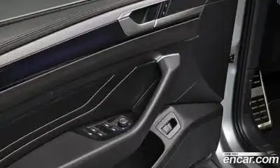 Volkswagen Arteon 2023 2.0 Автомат в Москве № 215062, миниатюра 8