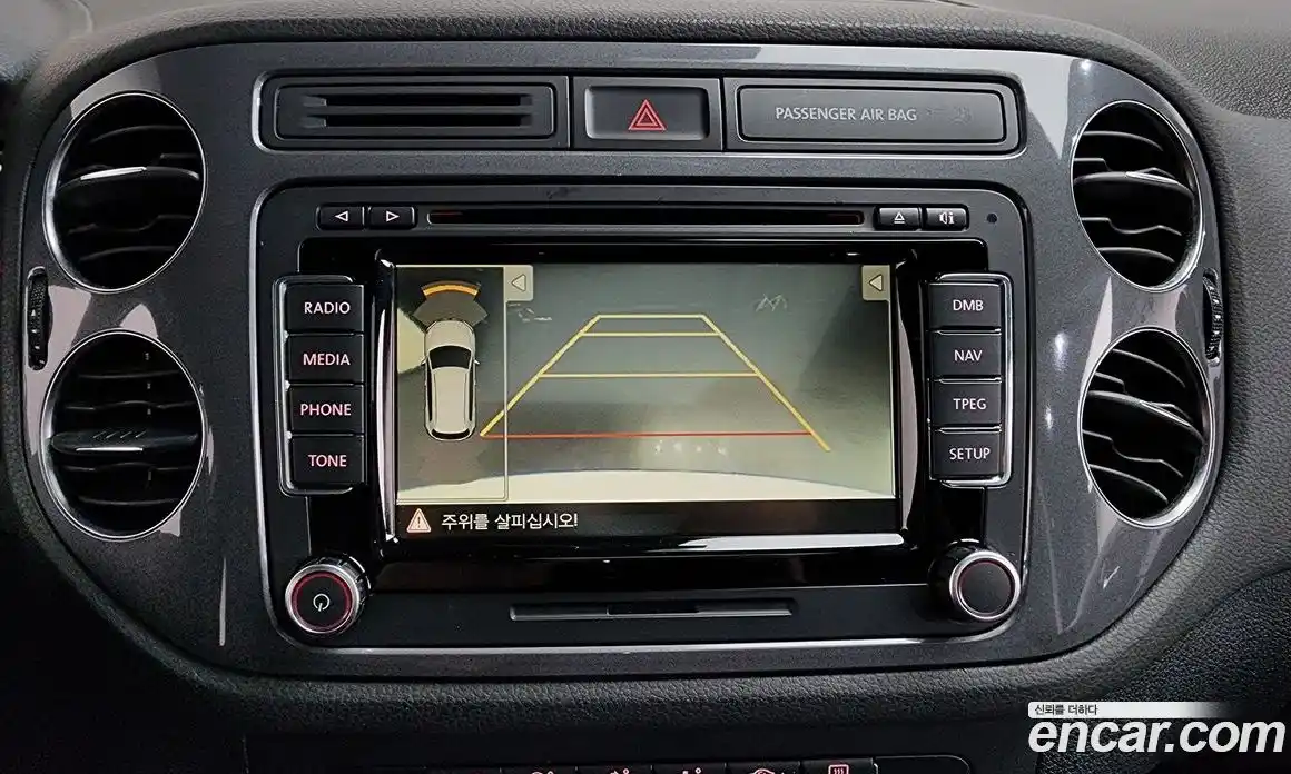 Volkswagen Tiguan 2013 2.0 Автомат в Москве № 215252, фото 13