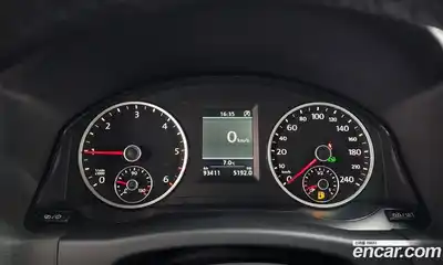 Volkswagen Tiguan 2013 2.0 Автомат в Москве № 215252, миниатюра 4