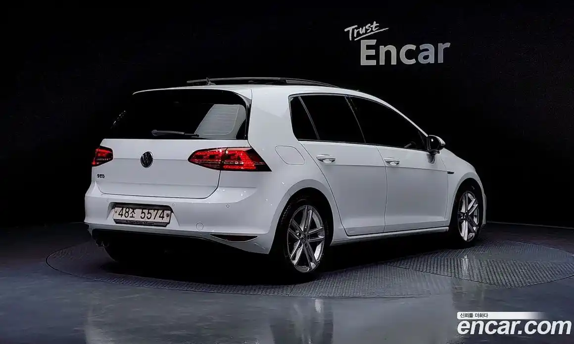 Volkswagen Golf 2015 2.0 Автомат в Москве № 215356, фото 14