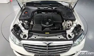 Mercedes-Benz E-Class 2017 1.9 Автомат в Москве № 215752, миниатюра 6