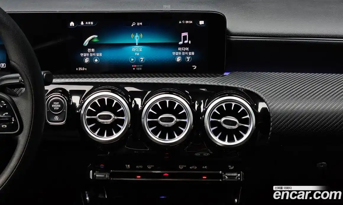 Mercedes-Benz A-Class 2020 2.0 Автомат в Москве № 219652, фото 13