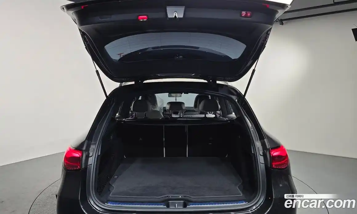 Mercedes-Benz GLC-Class 2023 2.0 Автомат в Москве № 219666, фото 20