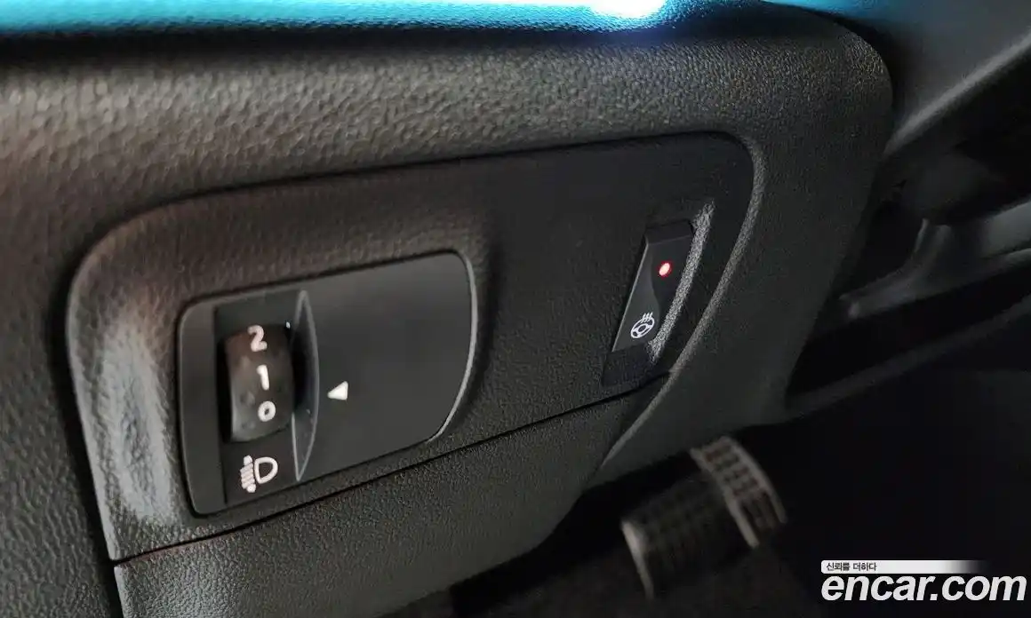 Renault SM6 2023 2.0 Автомат в Москве № 221957, фото 4