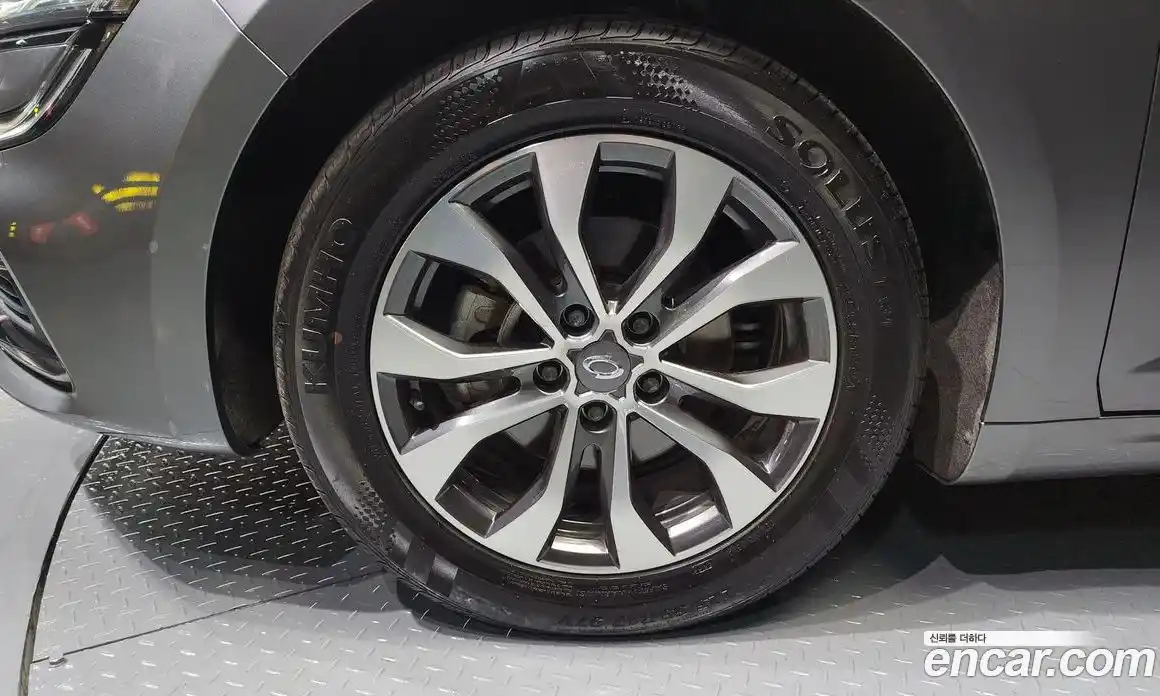 Renault SM6 2023 2.0 Автомат в Москве № 221957, фото 10