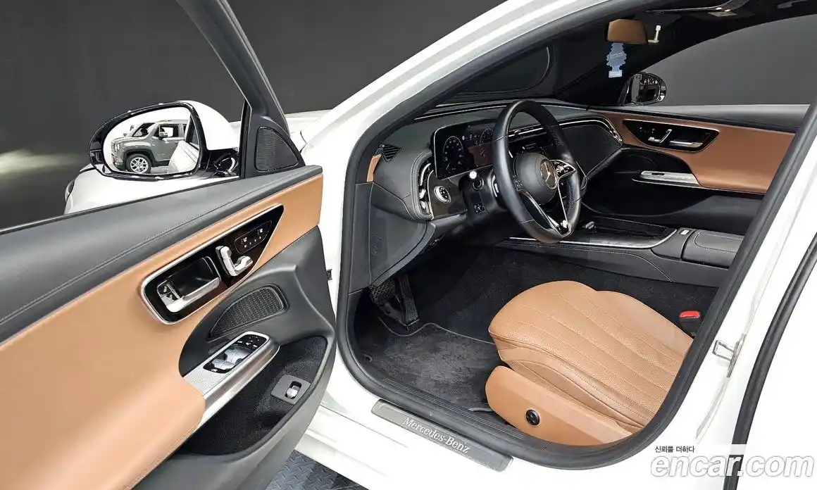 Mercedes-Benz E-Class 2024 2.0 Автомат в Москве № 222431, фото 4