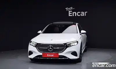 Mercedes-Benz E-Class 2024 2.0 Автомат в Москве № 222431, миниатюра 9