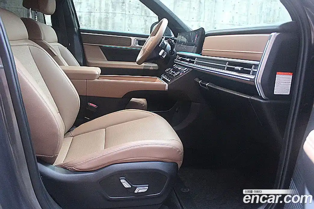 Hyundai Santa Fe 2025 1.6 Автомат в Москве № 226073, фото 15