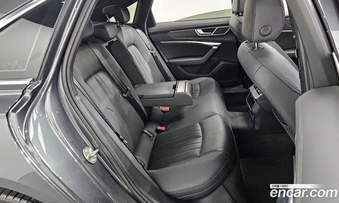 Audi A6 2023 2.0 Автомат в Москве № 230038, фото 11