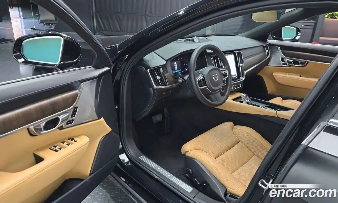 Volvo S90 2023 2.0 Автомат в Москве № 230555, фото 14