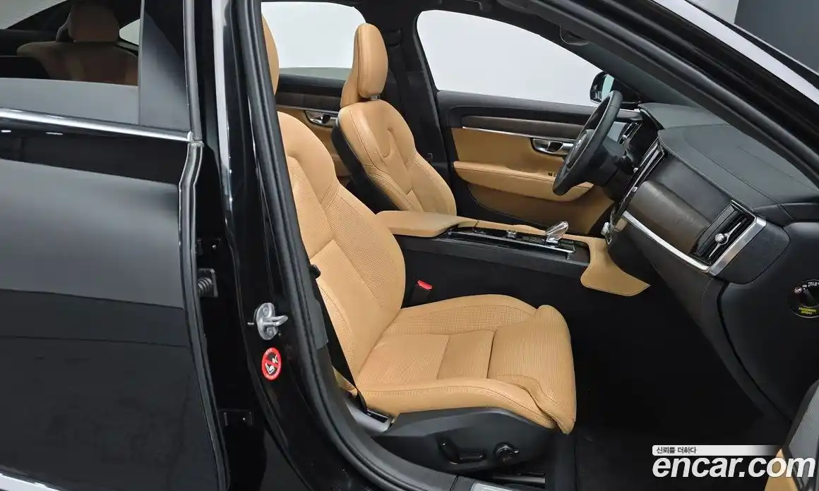 Volvo S90 2023 2.0 Автомат в Москве № 230555, фото 16