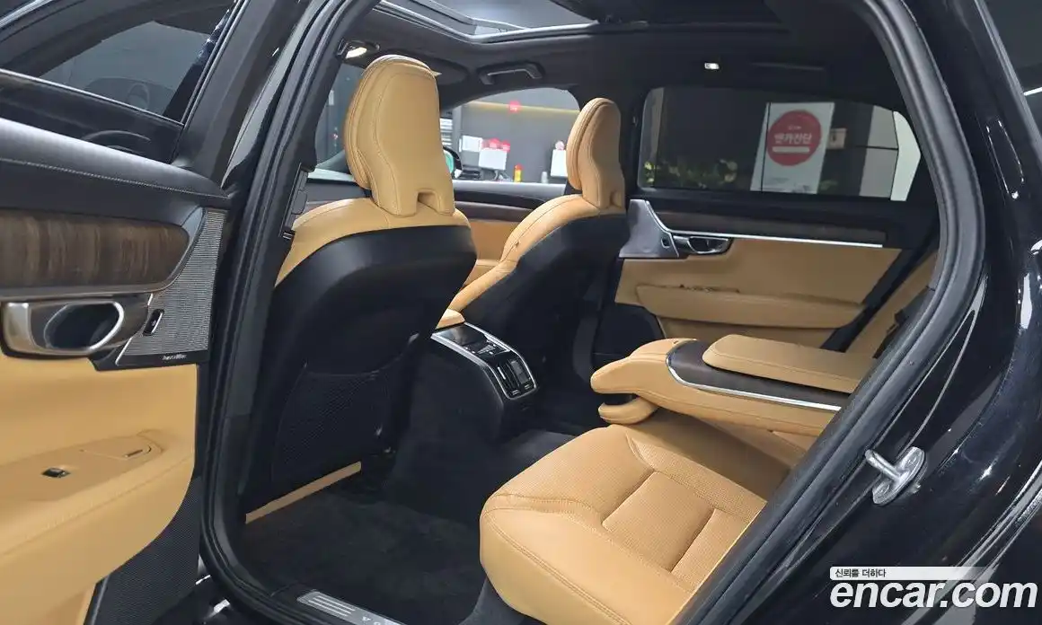 Volvo S90 2023 2.0 Автомат в Москве № 230555, фото 20