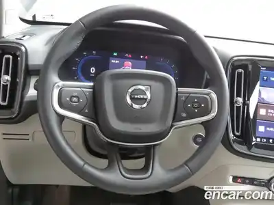 Volvo XC40 2025 2.0 Автомат в Москве № 230689, миниатюра 12
