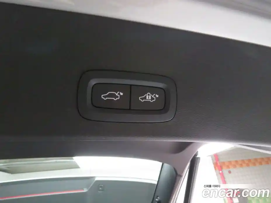 Volvo XC40 2025 2.0 Автомат в Москве № 230689, фото 19