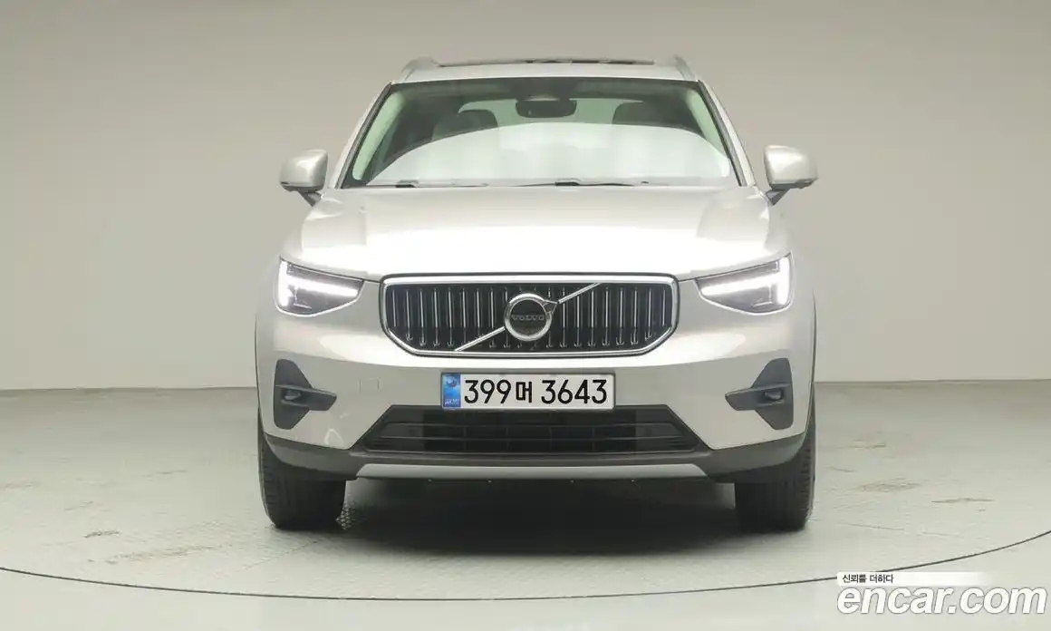 Volvo XC40 2025 2.0 Автомат в Москве № 230689, фото 3