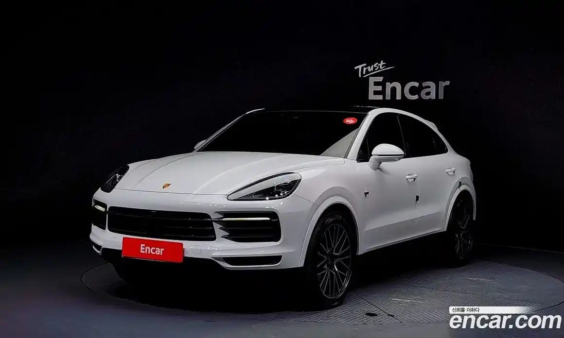 Porsche Cayenne 2023 3.0 Автомат в Москве № 230926, фото 1