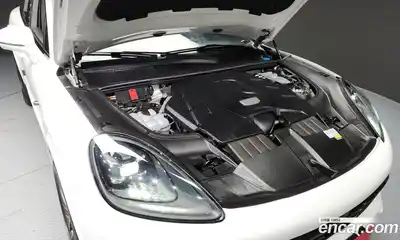 Porsche Cayenne 2023 3.0 Автомат в Москве № 230926, миниатюра 6