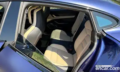 Porsche Taycan 2021 0.1 Автомат в Москве № 231045, миниатюра 12