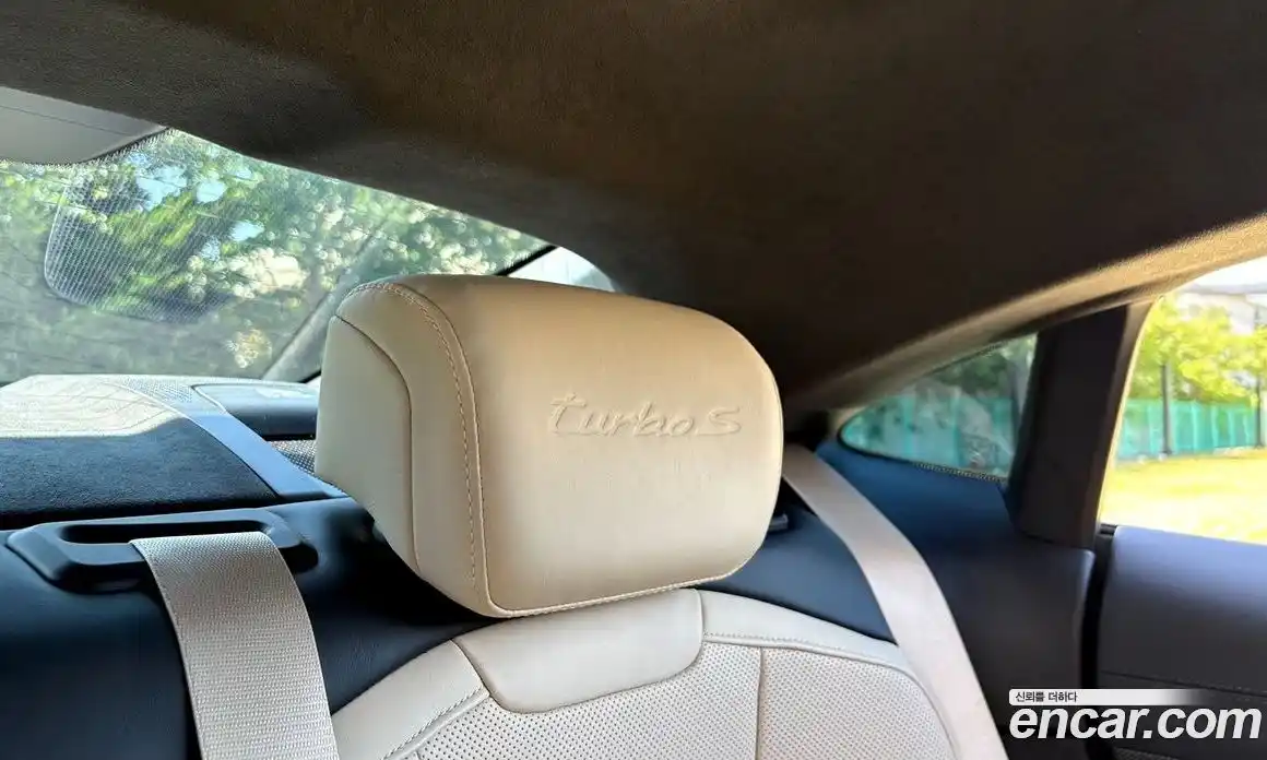 Porsche Taycan 2021 0.1 Автомат в Москве № 231045, фото 13