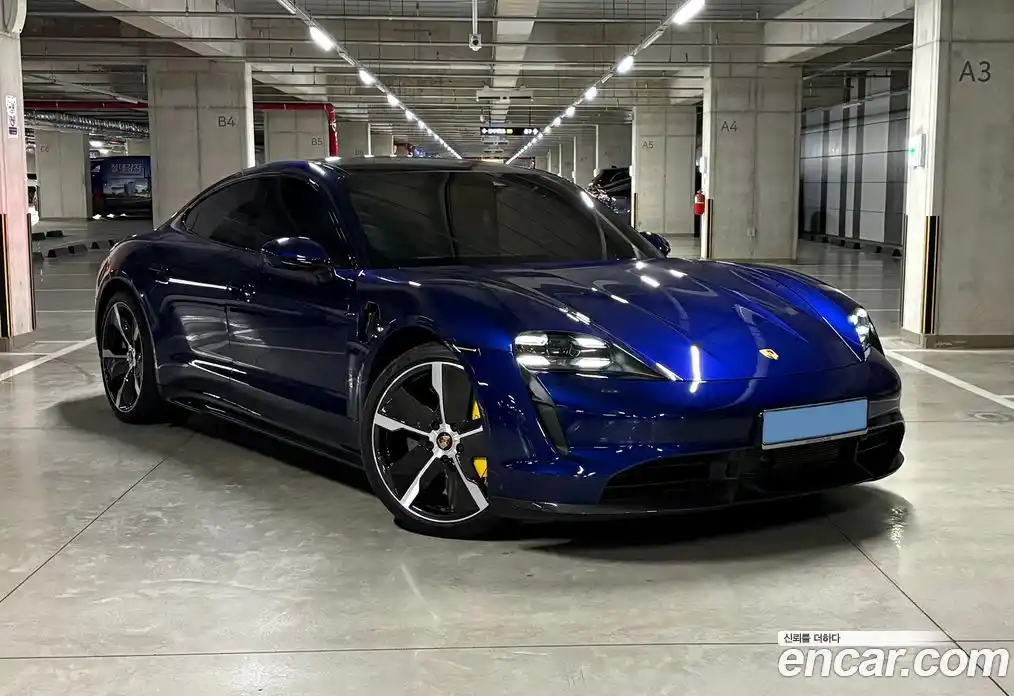 Porsche Taycan 2021 0.1 Автомат в Москве № 231045, фото 3