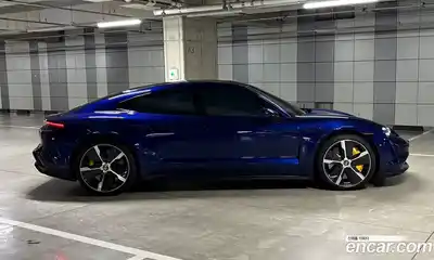 Porsche Taycan 2021 0.1 Автомат в Москве № 231045, миниатюра 6