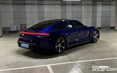 Porsche Taycan 2021 0.1 Автомат в Москве № 231045, миниатюра 8