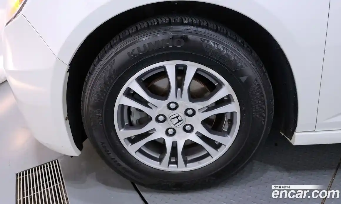 Honda Odyssey 2013 3.5 Автомат в Москве № 232859, фото 5