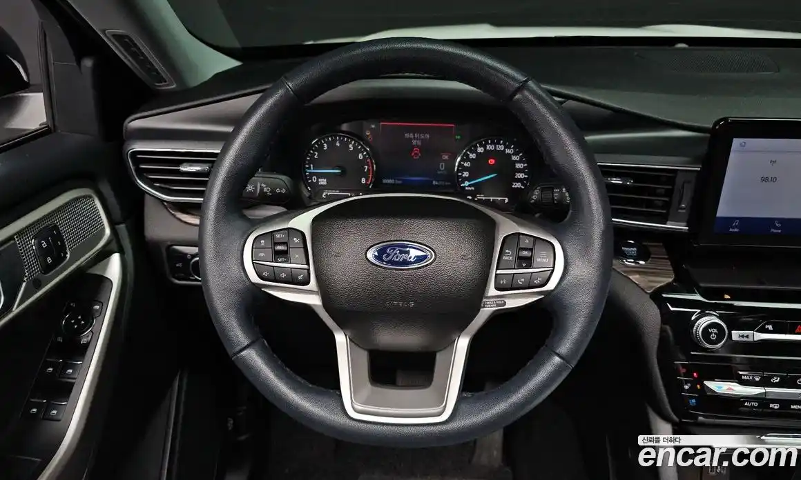 Ford Explorer 2023 2.3 Автомат в Москве № 233149, фото 4