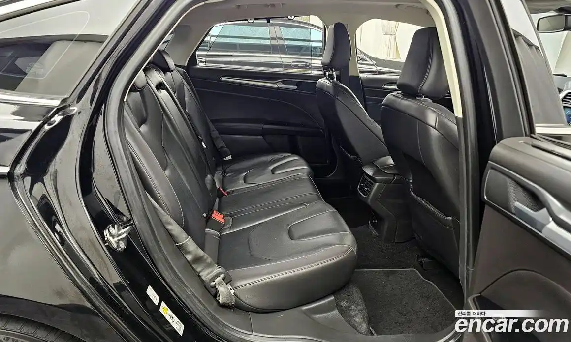 Ford Mondeo 2017 2.0 Автомат в Москве № 233307, фото 12