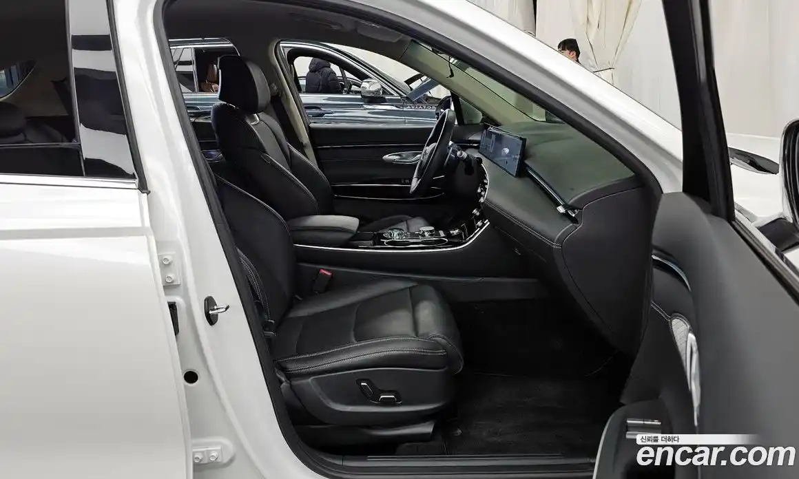 Genesis GV70 2025 2.5 Автомат в Москве № 24270, фото 11