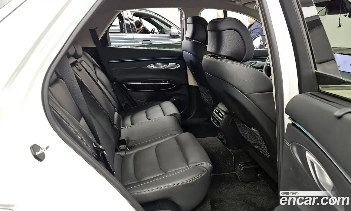 Genesis GV70 2025 2.5 Автомат в Москве № 24270, фото 12