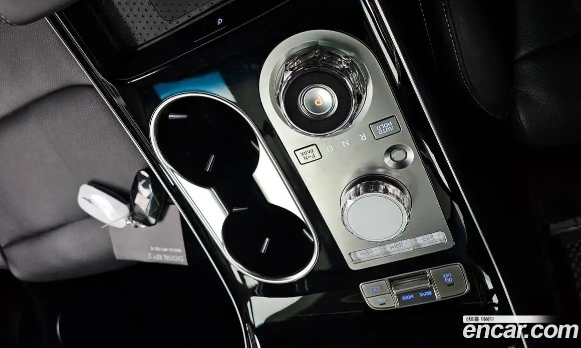 Genesis GV70 2025 2.5 Автомат в Москве № 24270, фото 9