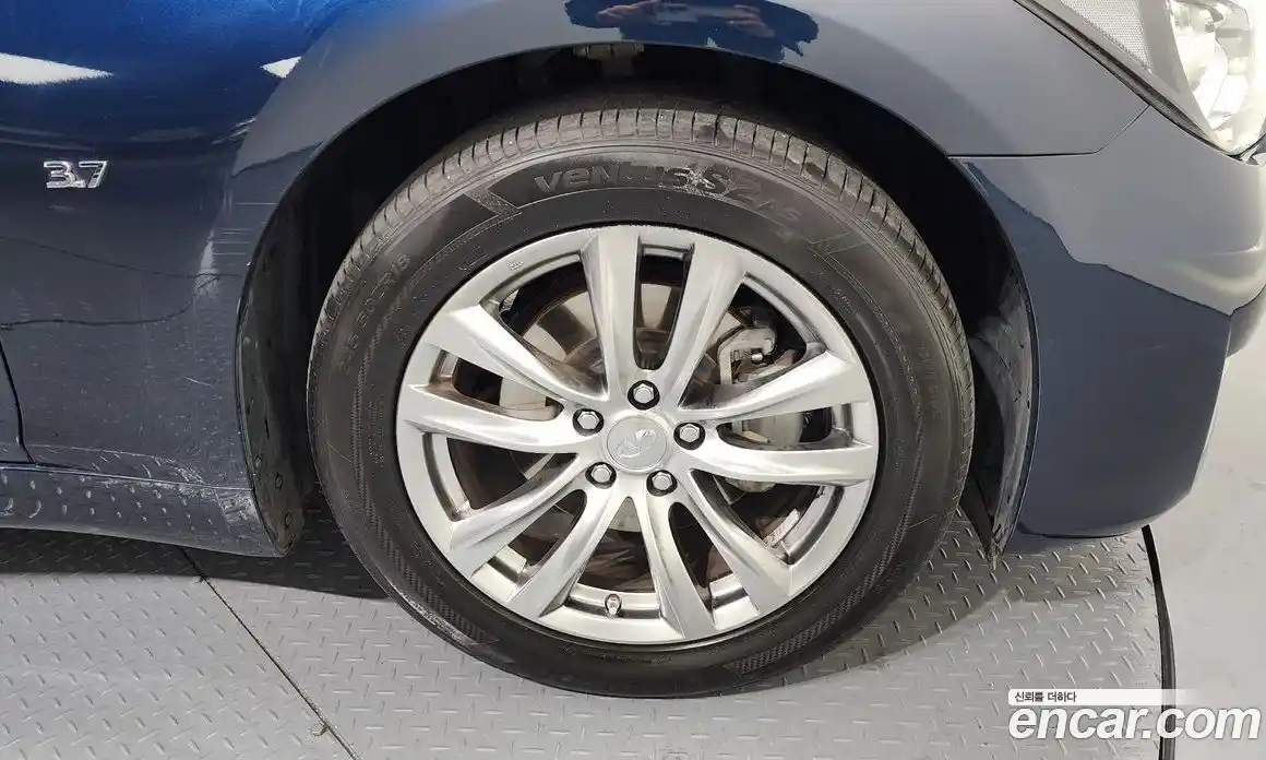 Infiniti Q70 2017 3.7 Автомат в Москве № 245455, фото 1