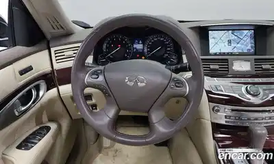 Infiniti Q70 2017 3.7 Автомат в Москве № 245455, миниатюра 7