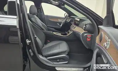 Mercedes-Benz E-Class 2023 2.0 Автомат в Москве № 262142, миниатюра 8