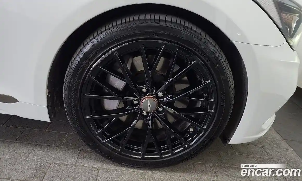 Genesis G80 2017 3.3 Автомат в Москве № 27041, фото 5