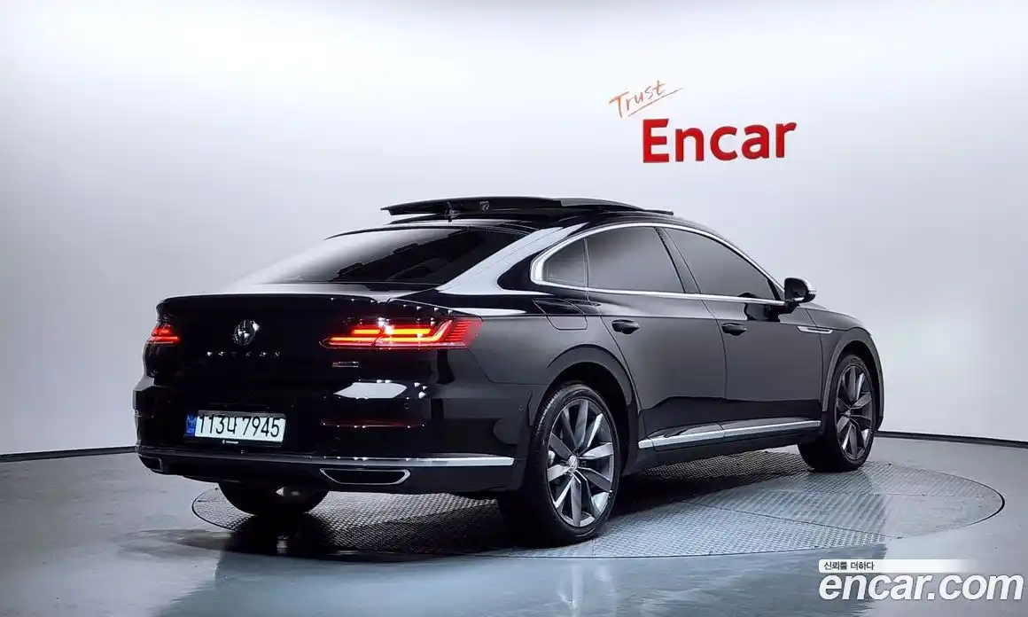 Volkswagen Arteon 2020 2.0 Автомат в Москве № 276376, фото 4