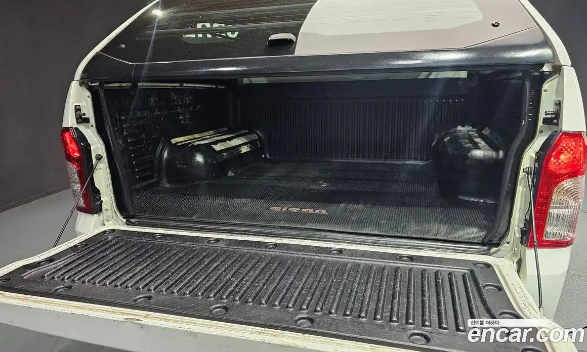 SsangYong Korando 2014 2.0 Автомат в Москве № 28939, фото 17