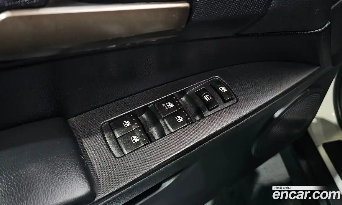 SsangYong Korando 2014 2.0 Автомат в Москве № 28939, фото 6