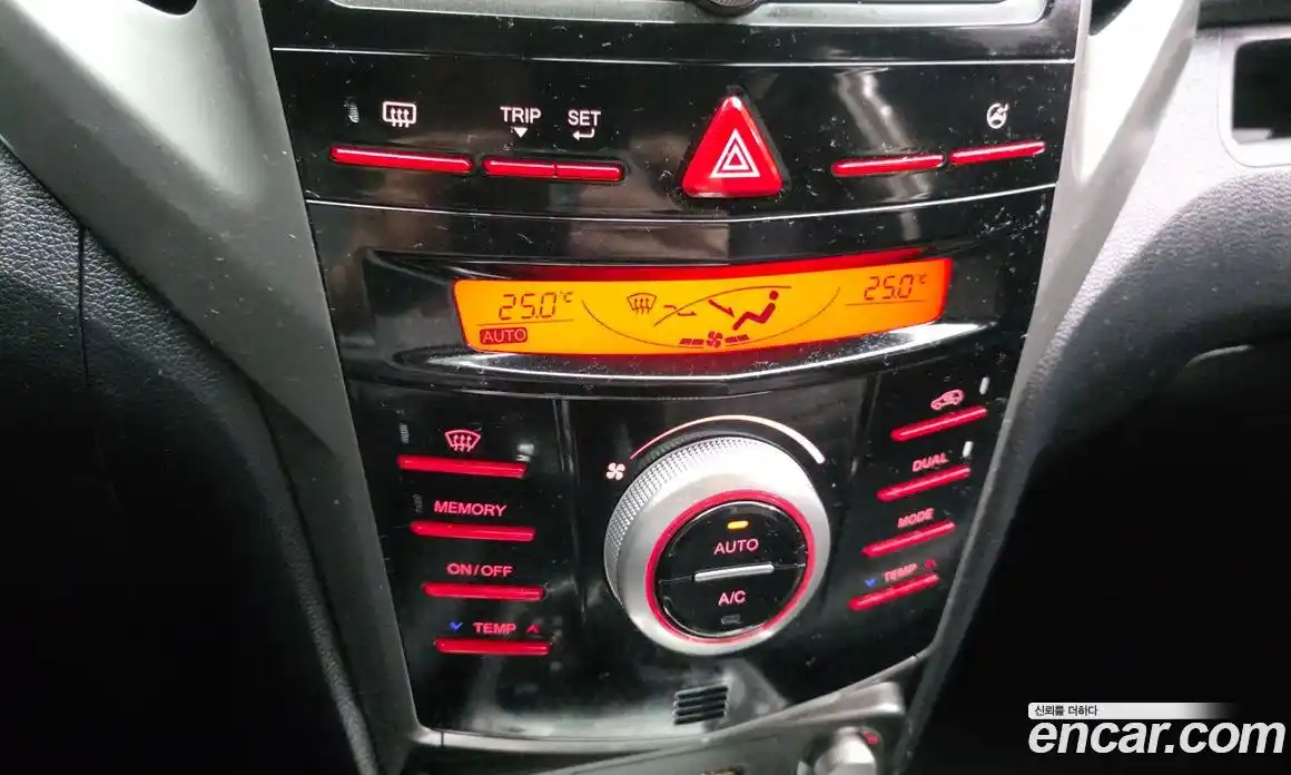 SsangYong TIBOLI 2016 1.6 Автомат в Москве № 30130, фото 5