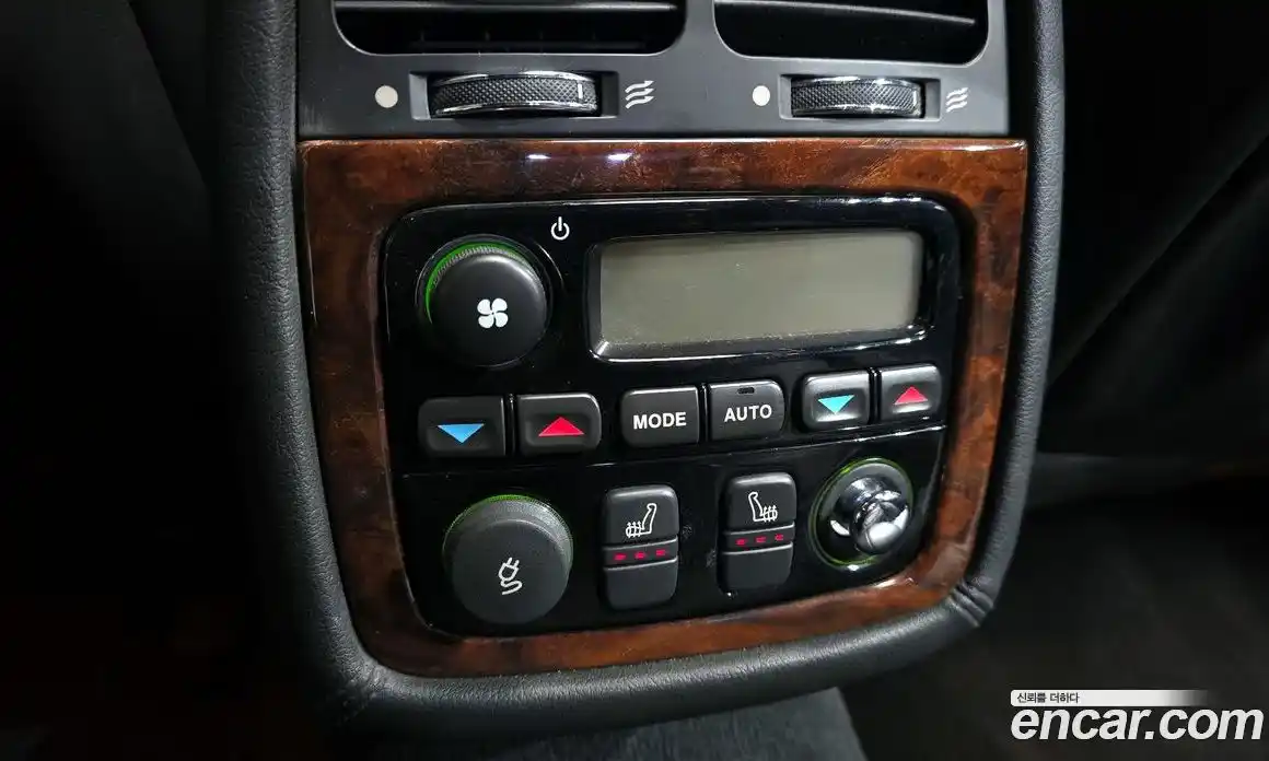 Jaguar XJ-6 2006 3.0 Автомат в Москве № 305051, фото 11